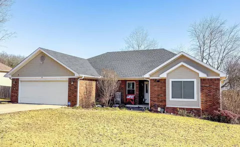 Exterior - 29 W Oak Dr, Cabot, AR 72023 photo 1 of 6