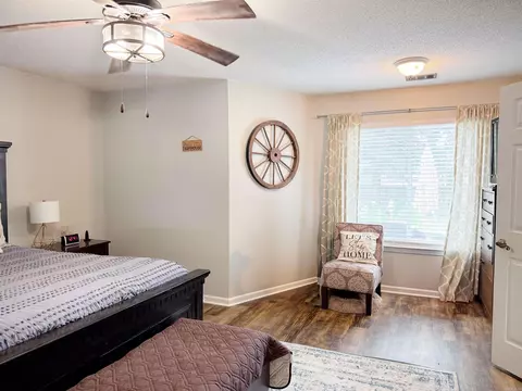 Bedroom - 29 W Oak Dr, Cabot, AR 72023 photo 3 of 6
