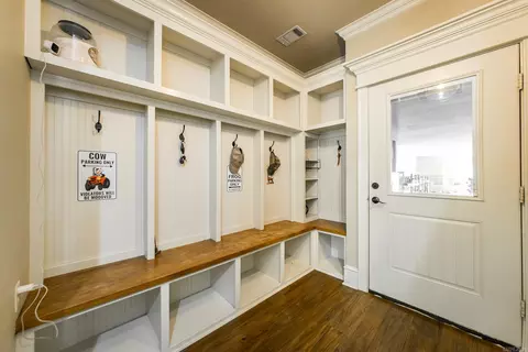 Entry Way - 188 Blackjack Rd, Greenbrier, AR 72058 photo 1 of 2