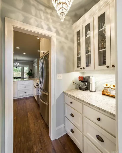 Kitchen - 188 Blackjack Rd, Greenbrier, AR 72058 photo 6 of 6