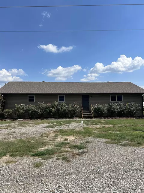 418 Eastline Rd, Searcy, AR 72143
