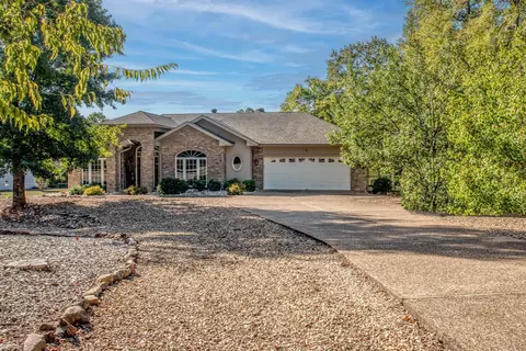 6 Oporto Pl, Hot Springs Village, AR 71909