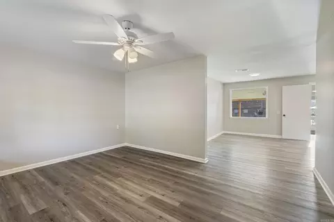 Living - 406 N Pecan St, Beebe, AR 72012 photo 3 of 7