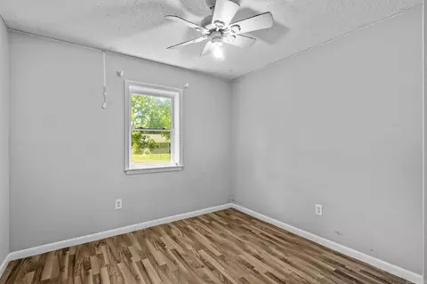 Bedroom - 1806 Leewood Cv, Beebe, AR 72012 photo 3 of 8