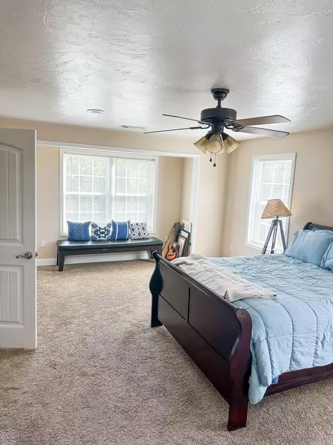 Bedroom - 9947 Ar Hwy 90 Hwy, Rector, AR 72461 photo 1 of 5