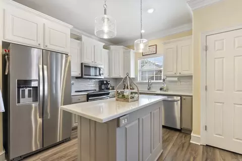 Kitchen - 3175 Robert Ott Cir, Conway, AR 72034 photo 2 of 4
