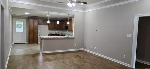 303 S Shady Ln, Benton, AR 72015 photo 3