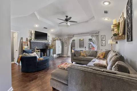 281 Pickwicket Dr, Conway, AR 72034 photo 5