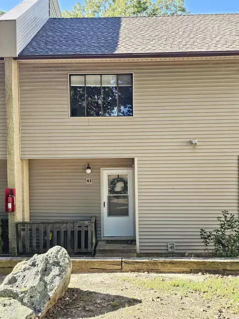 104 Chelsea Dr #43, Fairfield Bay, AR 72088