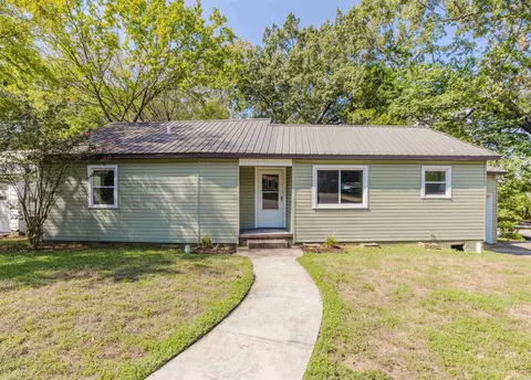 824 Denton St, Benton, AR 72015 photo 1