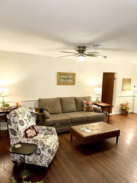 2304 W 39th Ave, Pine Bluff, AR 71603 photo 3