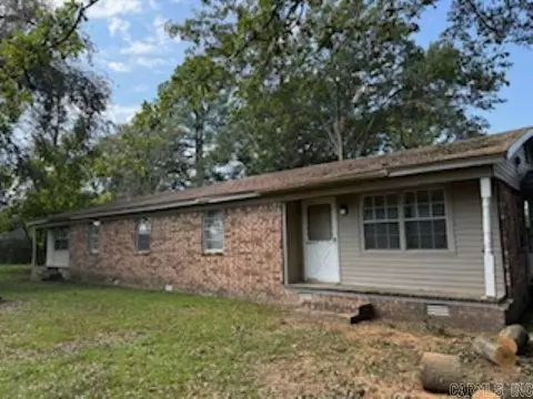 402 Washington St, Lonoke, AR 72086 photo 1