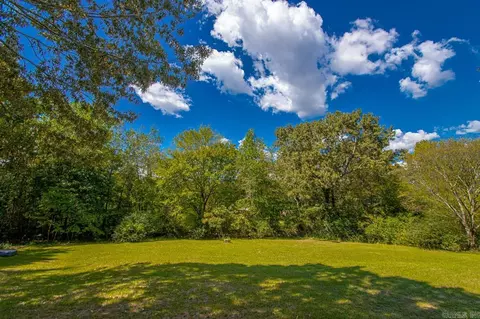 Exterior - 2518 Wright Ave, Benton, AR 72019 photo 4 of 14