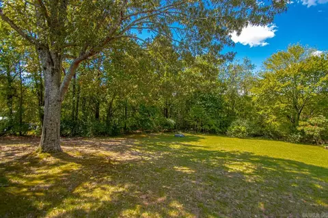 Exterior - 2518 Wright Ave, Benton, AR 72019 photo 6 of 14