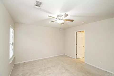 Bedroom - 1068 Pine Forest Dr, Benton, AR 72019 photo 3 of 6