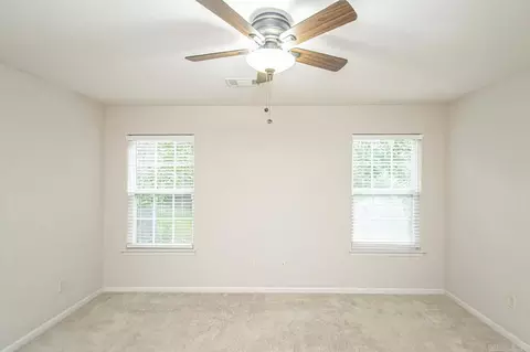 Bedroom - 1068 Pine Forest Dr, Benton, AR 72019 photo 2 of 6
