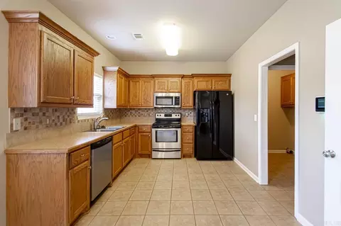 305 Montgomery Dr, Benton, AR 72015 photo 9