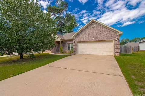305 Montgomery Dr, Benton, AR 72015 photo 2
