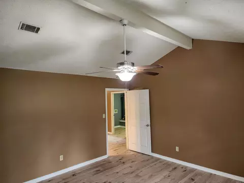 Bedroom - 12 Bear Run Trl, Conway, AR 72032 photo 1 of 6
