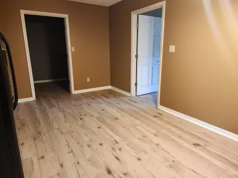 Living - 12 Bear Run Trl, Conway, AR 72032 photo 4 of 4