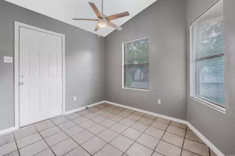 69 Pin Oak Loop, Maumelle, AR 72113 photo 9