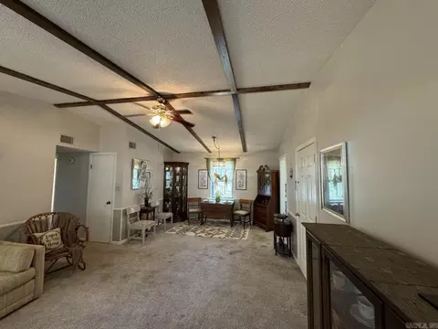 Living - 81 Oak St, Ash Flat, AR 72513 photo 2 of 4