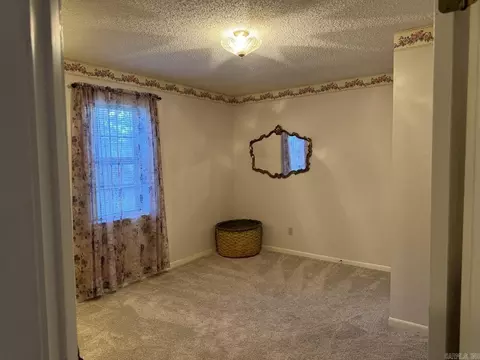 Bedroom - 81 Oak St, Ash Flat, AR 72513 photo 3 of 9