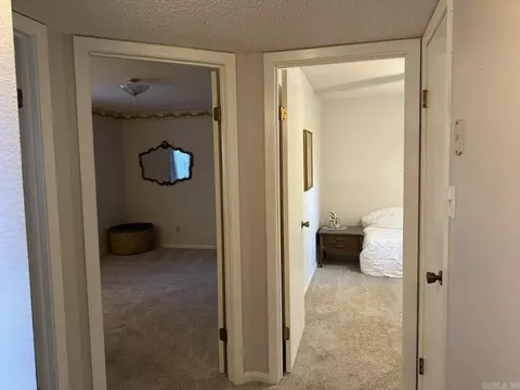 Entry Way - 81 Oak St, Ash Flat, AR 72513 photo 3 of 5