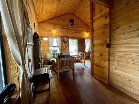 105 Cleng Persson St, Mountain View, AR 72560 photo 4