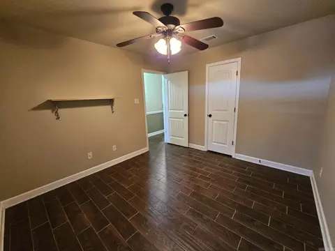 Bedroom - 82 Smarty Jones Cir, Austin, AR 72007 photo 2 of 5
