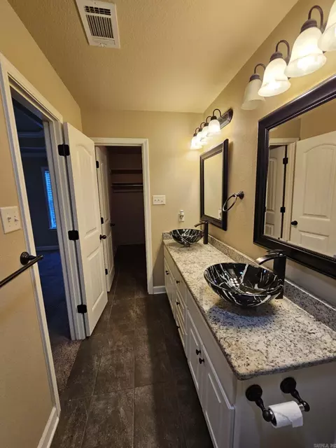 Bath - 82 Smarty Jones Cir, Austin, AR 72007 photo 7 of 7