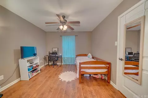 Bedroom - 213 Pineview Dr, Beebe, AR 72012 photo 3 of 6