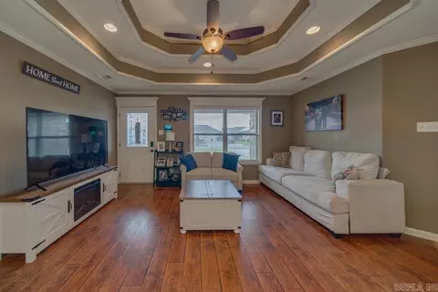 Living - 213 Pineview Dr, Beebe, AR 72012 photo 1 of 1