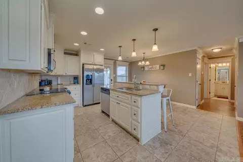 Kitchen - 213 Pineview Dr, Beebe, AR 72012 photo 4 of 5