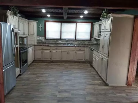 Kitchen - 216 N 4th, Thayer, MO 65791 photo 2 of 2
