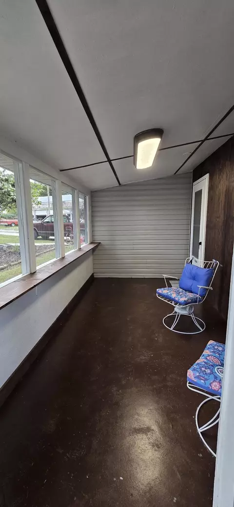 Exterior - 216 N 4th, Thayer, MO 65791 photo 2 of 8