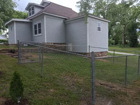 Exterior - 216 N 4th, Thayer, MO 65791 photo 6 of 8