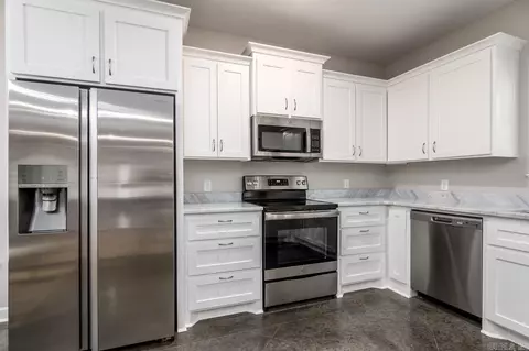 Kitchen - 2805 Carmichael, Conway, AR 72034 photo 2 of 4