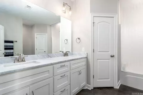 Bath - 2805 Carmichael, Conway, AR 72034 photo 1 of 3