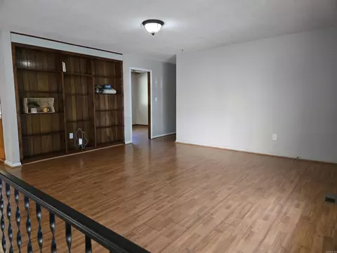 Living - 604 Oregon St, Beebe, AR 72012 photo 2 of 8