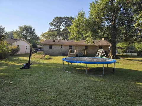 Exterior - 604 Oregon St, Beebe, AR 72012 photo 5 of 6