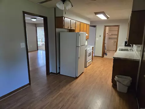 Entry Way - 604 Oregon St, Beebe, AR 72012 photo 1 of 1