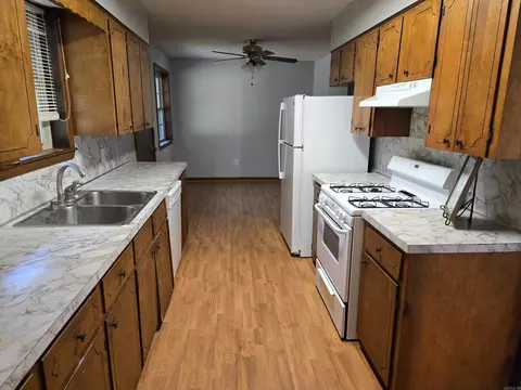Kitchen - 604 Oregon St, Beebe, AR 72012 photo 1 of 3