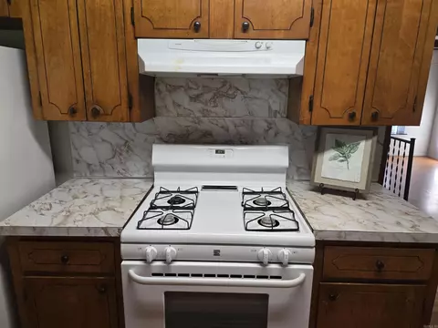 Kitchen - 604 Oregon St, Beebe, AR 72012 photo 2 of 3