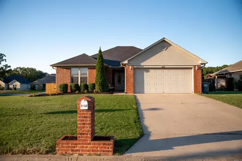 1430 Angeline Dr, Conway, AR 72034 photo 3