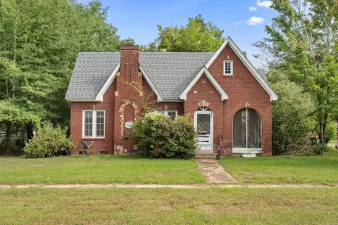 Exterior - 614 E Main St, Gurdon, AR 71743 photo 1 of 14