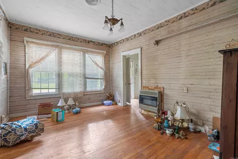 Living - 614 E Main St, Gurdon, AR 71743 photo 2 of 5