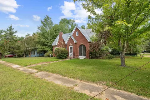 Exterior - 614 E Main St, Gurdon, AR 71743 photo 5 of 14