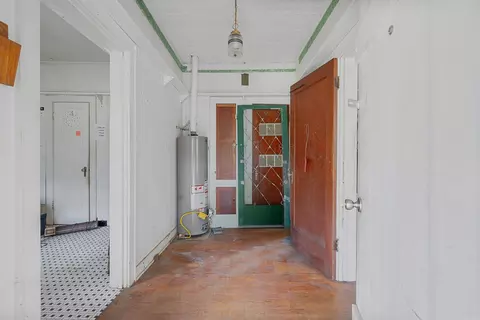 Entry Way - 614 E Main St, Gurdon, AR 71743 photo 1 of 3