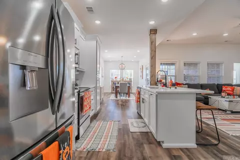 Entry Way - 1245 Stella Ln, Trumann, AR 72472 photo 1 of 1